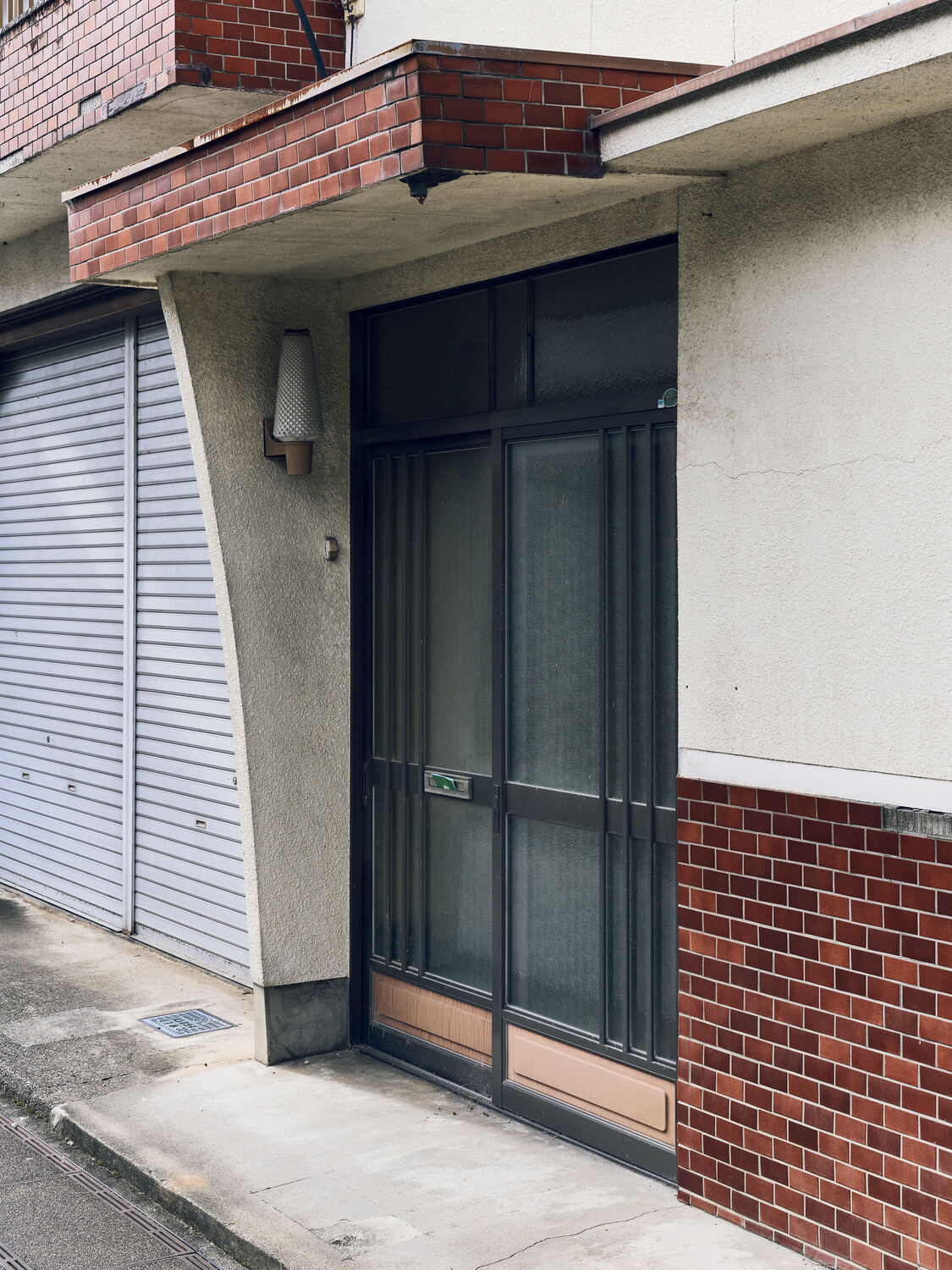 曲線が描く往日の入口